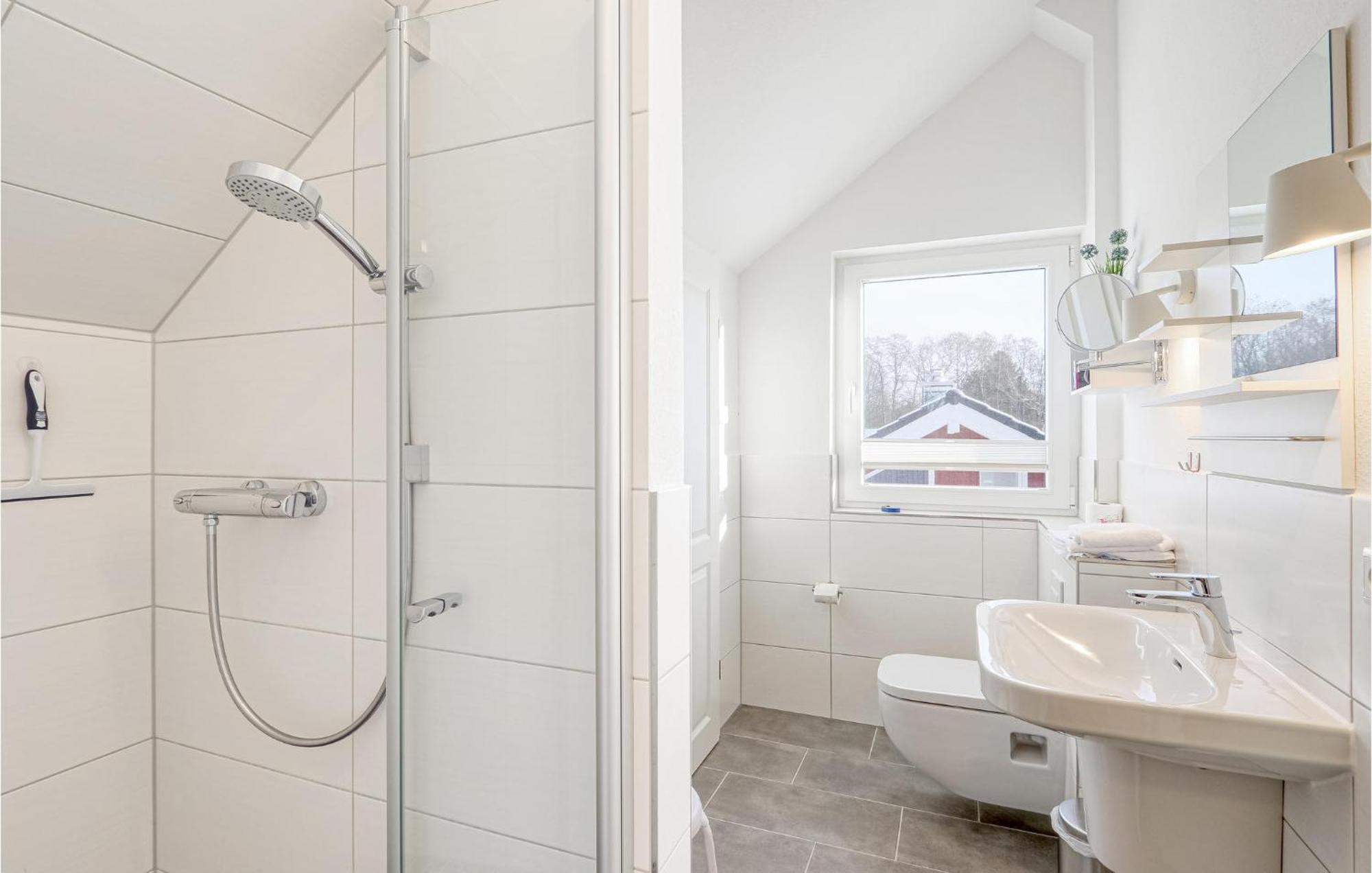 Stunning Home In Krems Ii-Warderbrueck With Sauna Gols Экстерьер фото